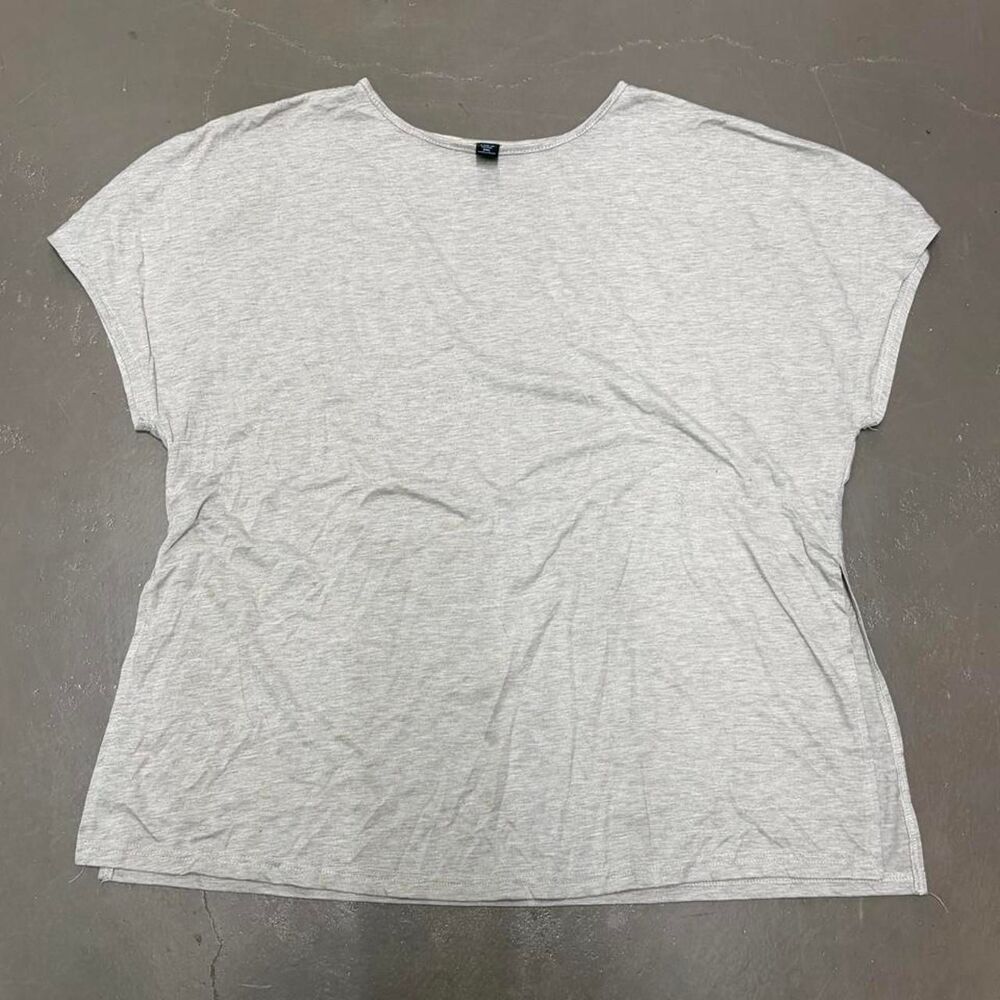 Shein Women's Grey T-shirt